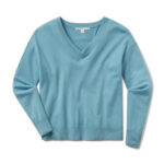 B. Draddy The Melton Cashmere V-Neck Sweater in Mystic
