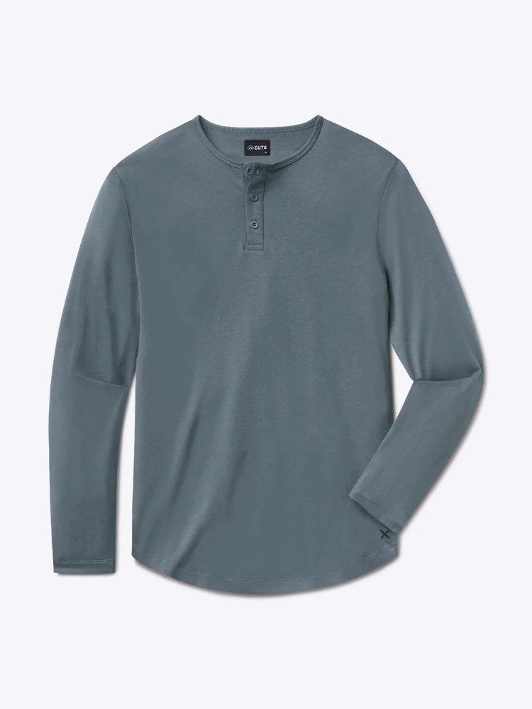 Cuts AO Long Sleeve Henley Curve-Hem