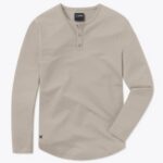 Cuts AO Long Sleeve Henley Curve-Hem in Pure Cashmere