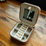 Eco-Deluxe Jewelry Case – Caramel